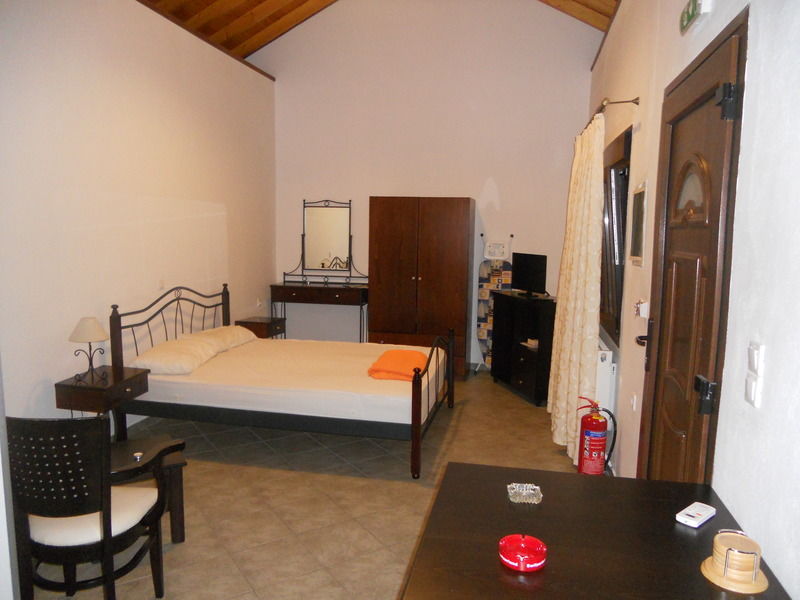 Nadia Apartments Molyvos ภายนอก รูปภาพ