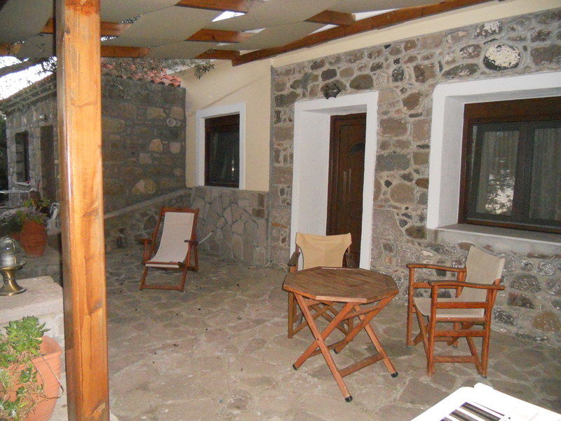 Nadia Apartments Molyvos ภายนอก รูปภาพ